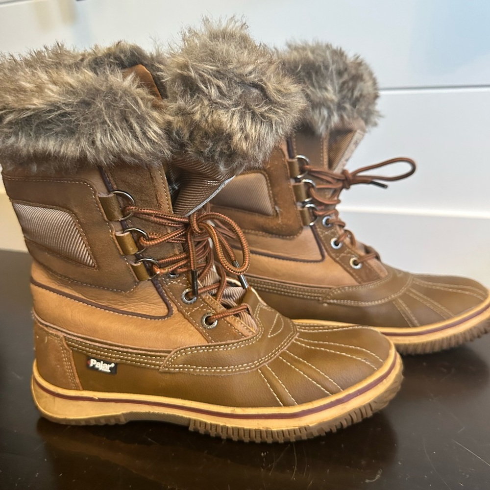Pajar Winter Snow Fur Trim Lace Up Boots 7.5-8